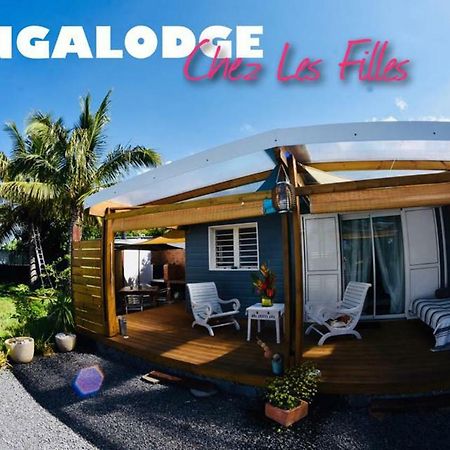 Chez Les Filles - Bungalodge Petite Île Esterno foto